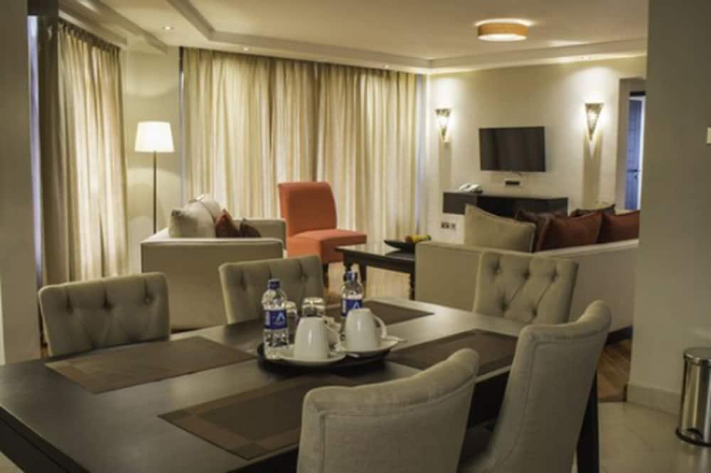 Longonot Place Serviced Apartment-Nairobi, City Centre Cbd エクステリア 写真